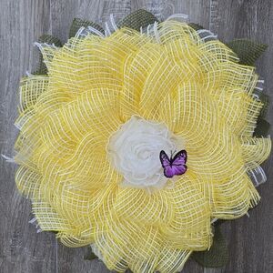 Handmade Yellow and White Mesh Flower Wreath Spring Summer Sunflower Door Hanger